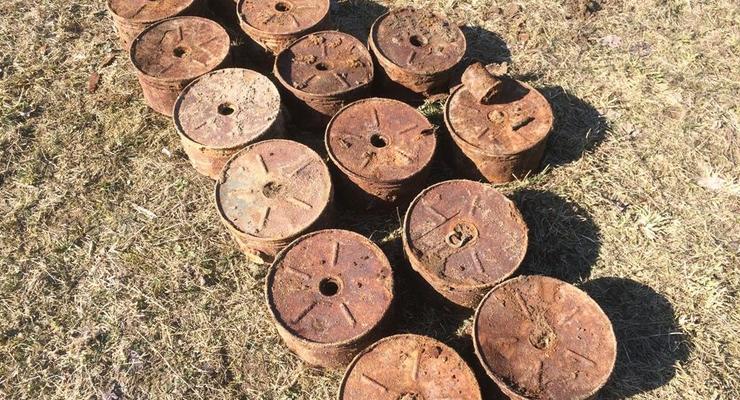 В Волынской области на огороде выкопали 14 противотанковых мин
