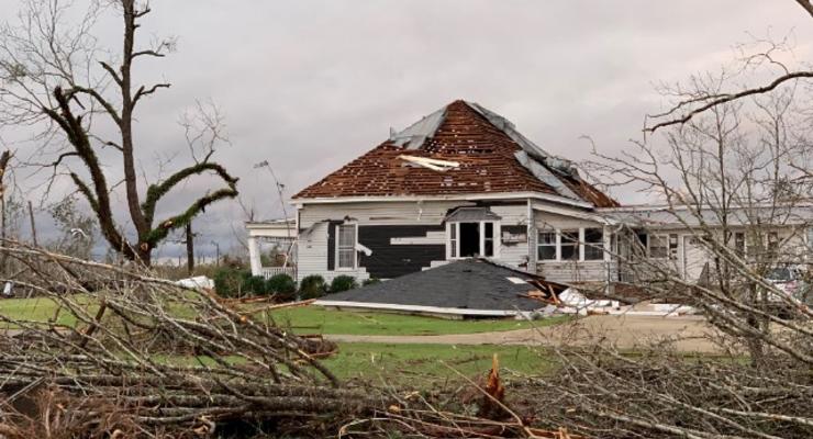 В США жертвами торнадо стали более десяти человек