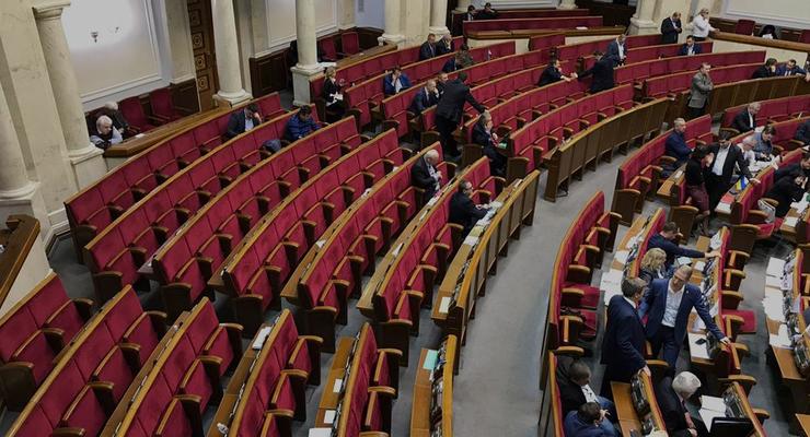 Депутаты-прогульщики: 58 нардепов не явились на 90% голосований с начала года