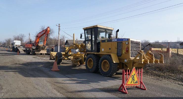 В Одесской области жители перекрытием дороги добились ее ремонта