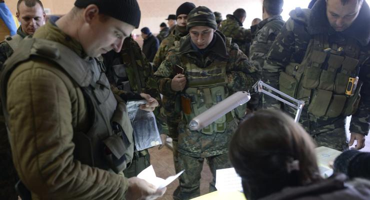 Военным в зону ООС не привезут урны для голосования