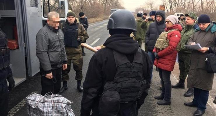 Украина забрала из Крыма и "ЛДНР" почти 300 заключенных