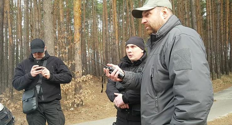 Охранники Медведчука задержали журналистов программы “Наші гроші”