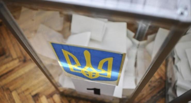 В Киеве из окружного избирательного участка украли печать