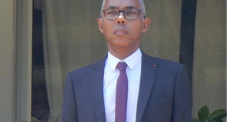 Французский посол уволен из-за домогательств