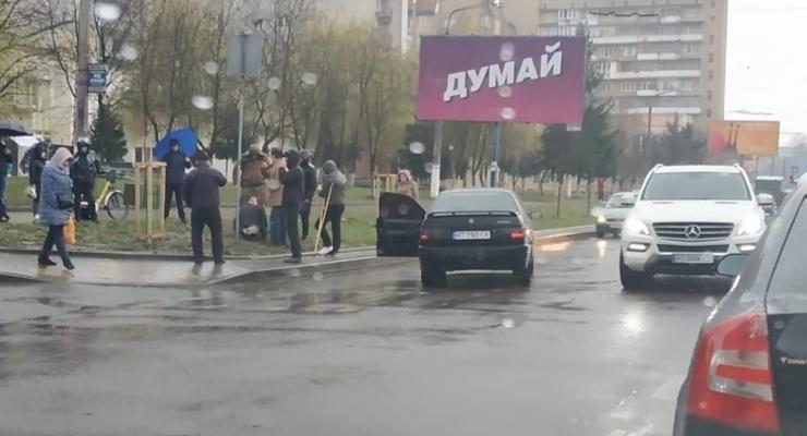 Самосуд в Ивано-Франковске: толпа отомстила водителю, который сбил ребенка