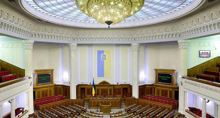 Антирекорд Верховной Рады: 111 депутатов ни разу не проголосовали в марте