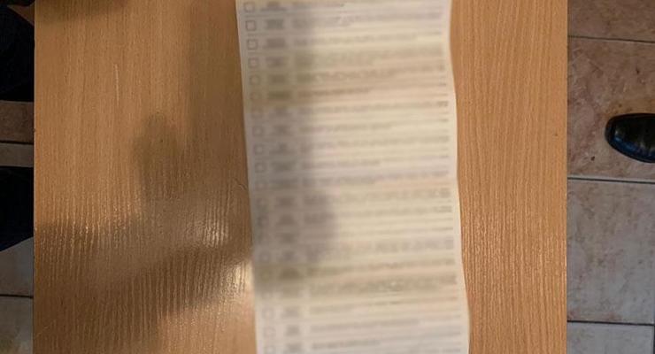В Чернигове пытались украсть избирательный бюллетень