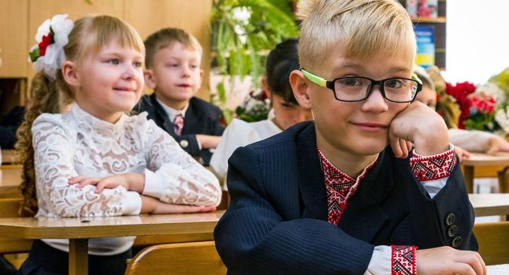 В киевских школах стартует прием детей в первые классы
