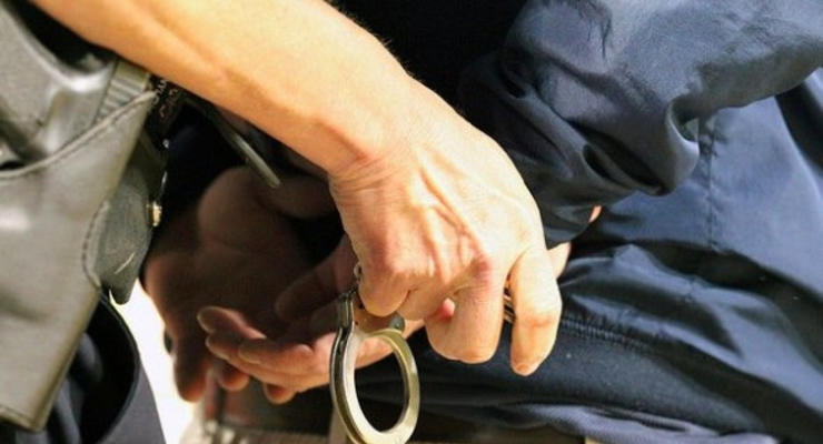 Голый полицейский в сауне арестовал опасного преступника