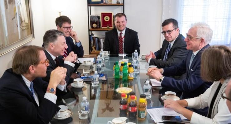 Волкер и глава МИД Польши обсудили поддержку Украины