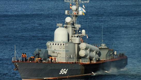 Ракетные корабли РФ провели стрельбы в Черном море