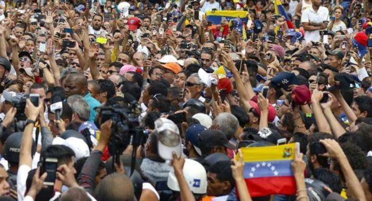 В Венесуэле арестовали оппозиционных депутатов