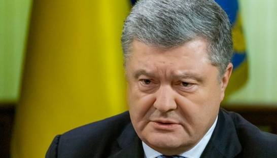 Порошенко зовет Зеленского на дебаты 14 апреля