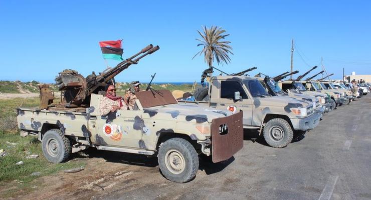 В боях у Триполи погибли более 30 человек