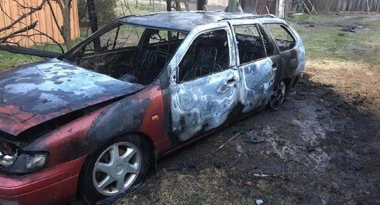 Под Киевом сожгли автомобиль депутата - соцсети