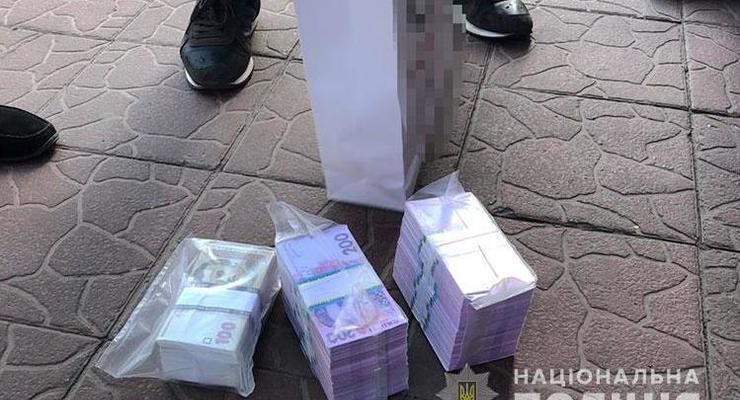 Полтавского "антикоррупционера" задержали на взятке в полмиллиона