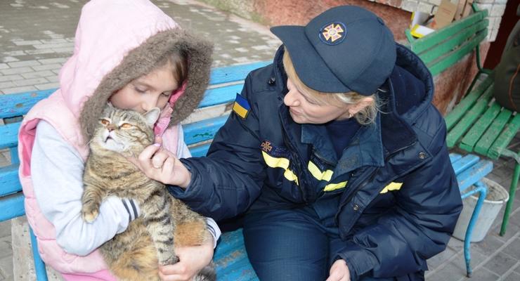 В Чернигове из-за игр ребенка с огнем заживо чуть не сгорела кошка