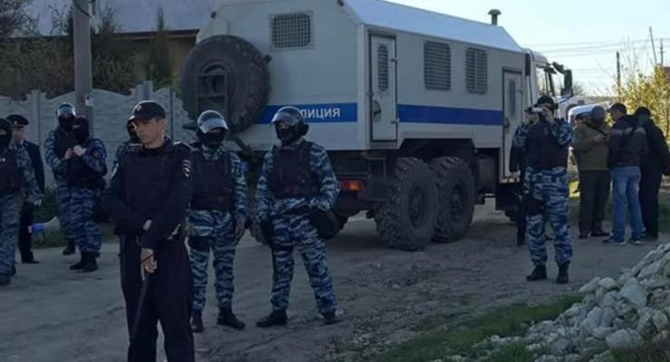 ФСБ заявила об обыске у "радикального исламиста" в Крыму