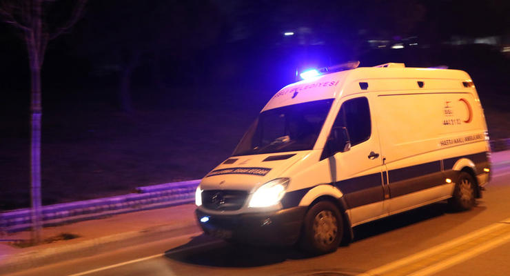 В Турции перевернулся школьный автобус: 34 пострадавших