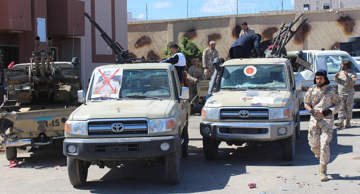 Правительственные войска Ливии начали контратаку против Хафтара