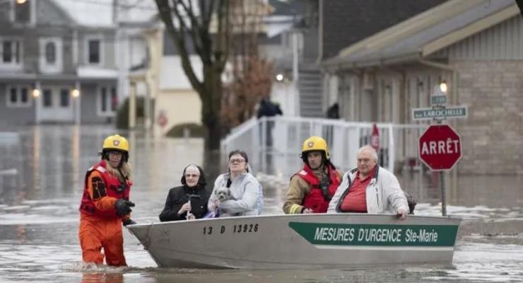 В Канаде паводок затопил более тысячи домов