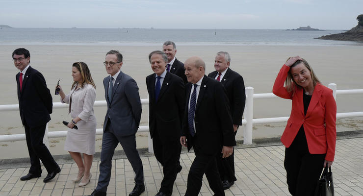 В G7 похвалили Порошенко и поздравили Зеленского