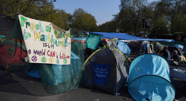 В Лондоне за неделю задержали более тысячи активистов