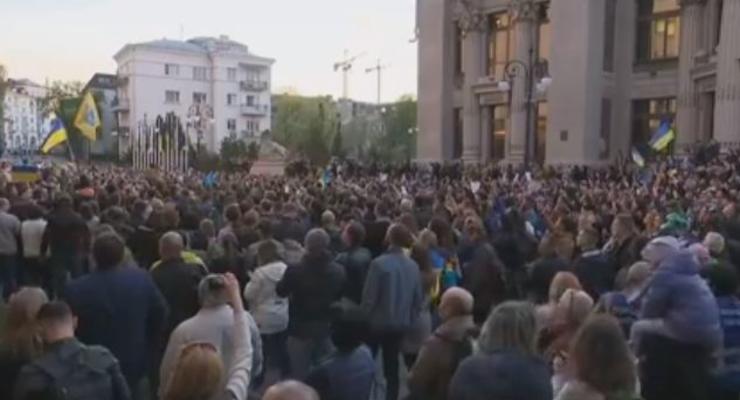 "Самый лучший": в Киеве проходит акция в поддержку Порошенко