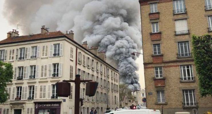 В Париже вспыхнул масштабный пожар возле Версаля