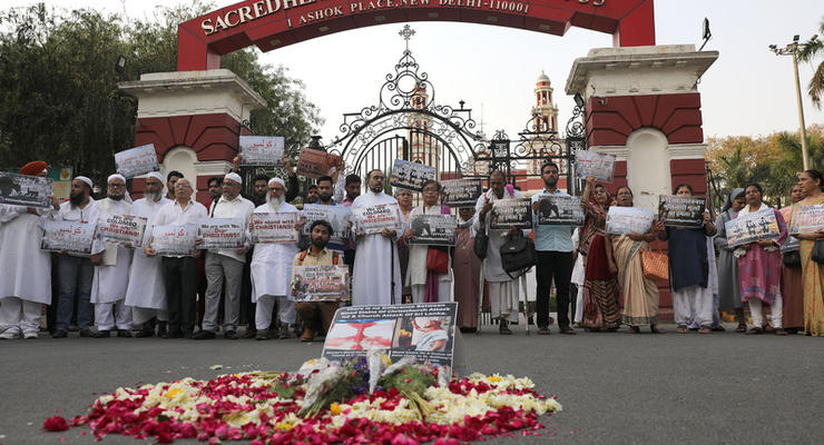 Число жертв терактов на Шри-Ланке увеличилось