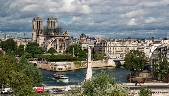 9-летняя британка прислала 3 евро на восстановление Нотр-Дама