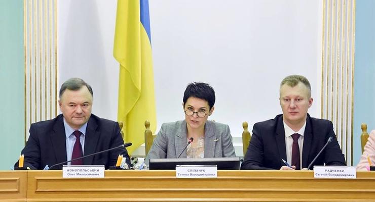 Сегодня ЦИК официально объявит Зеленского президентом Украины