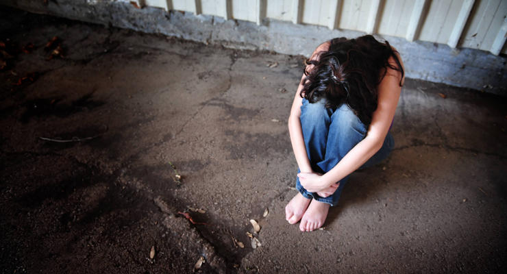 В бане под Житомиром двое мужчин изнасиловали 14-летнюю девушку, - СМИ