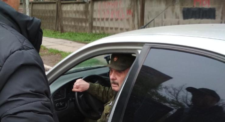 В Алчевске засняли разборки с пьяным "подполковником ЛНР"