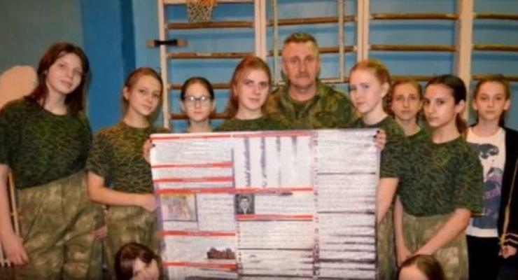 Правозащитники показали, как в "ДНР" готовят детей воевать