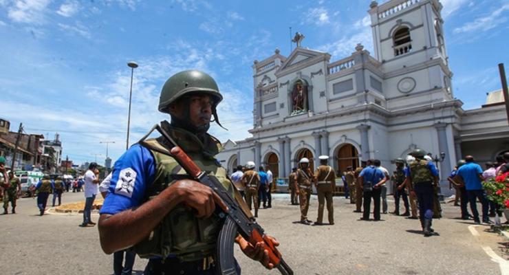 Из Шри-Ланки выслали более 600 иностранцев после терактов
