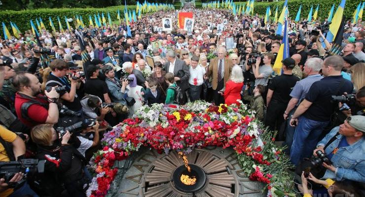 "Бессмертный полк" vs "Бессмертный Грут". На 9 мая в Киеве пройдут четыре шествия