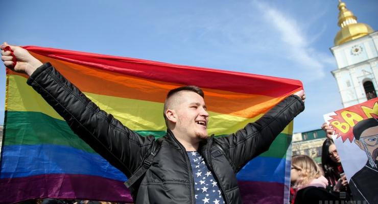 ООН призывает политиков в Украине просветить народ на тему ЛГБТ