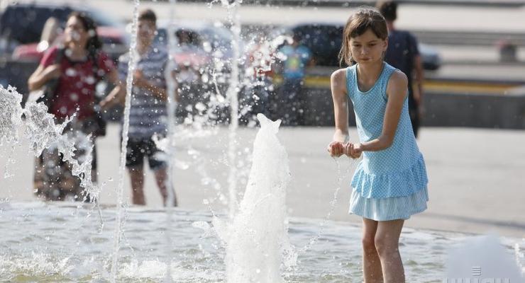 Длинные выходные украинцам обещают трижды за лето