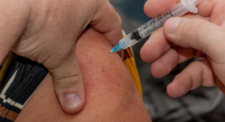 В Украине взрослые могут вакцинироваться от кори бесплатно