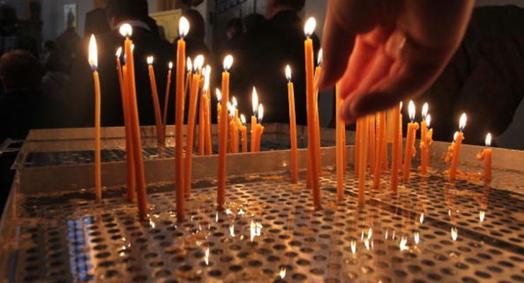 Из-за свечи в гробу чуть не погиб мальчик в Тернопольской области