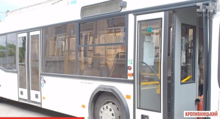В Кропивницком обстреляли автобус, это не первый случай