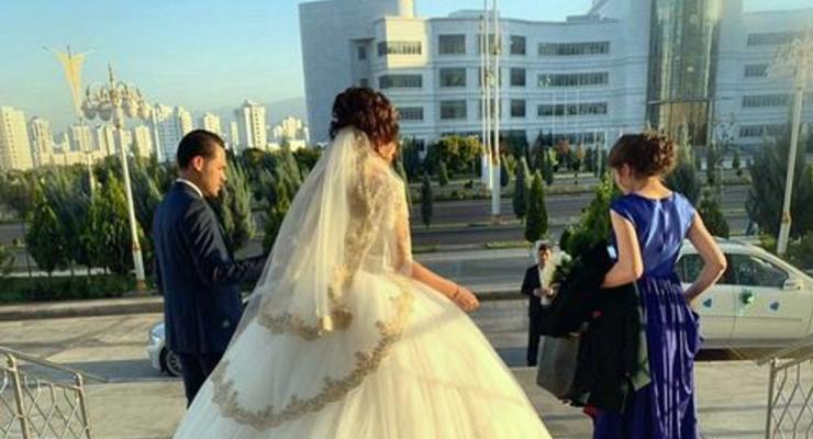 Свадебных операторов в Туркмении обязали сдавать исходники спецслужбам