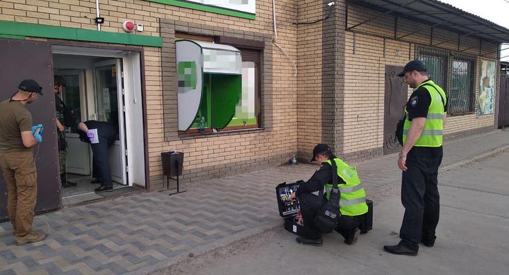 В Луганской области мужчина взорвал гранату в отделении банка