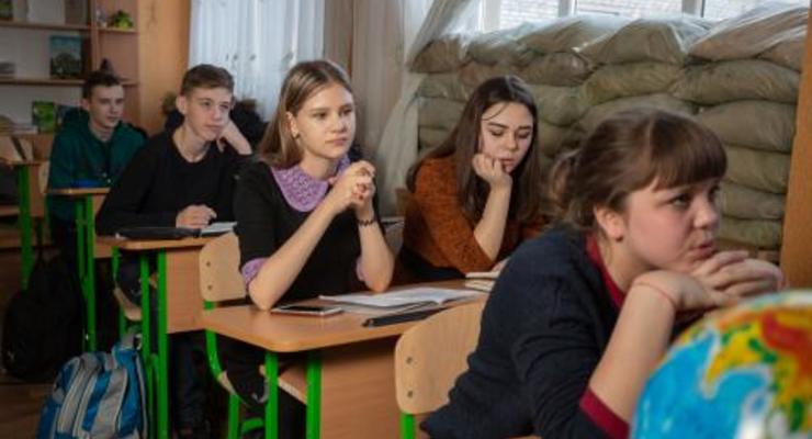 Количество обстрелов школ на Донбассе увеличилось в 4 раза - ЮНИСЕФ