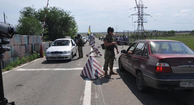 Пункты пропуска на Донбассе переходят на летний режим работы
