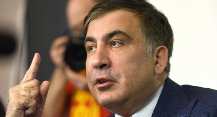 Саакашвили в Борисполе встретили караваями
