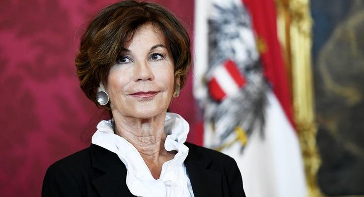 Правительство Австрии впервые возглавила женщина