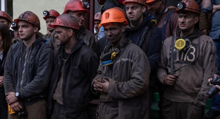 В Украине ежемесячно гибнет один шахтер